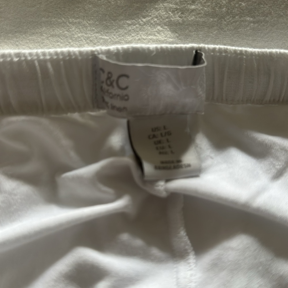 White linen skirt with interior shorts - nwot - Picture 2 of 4